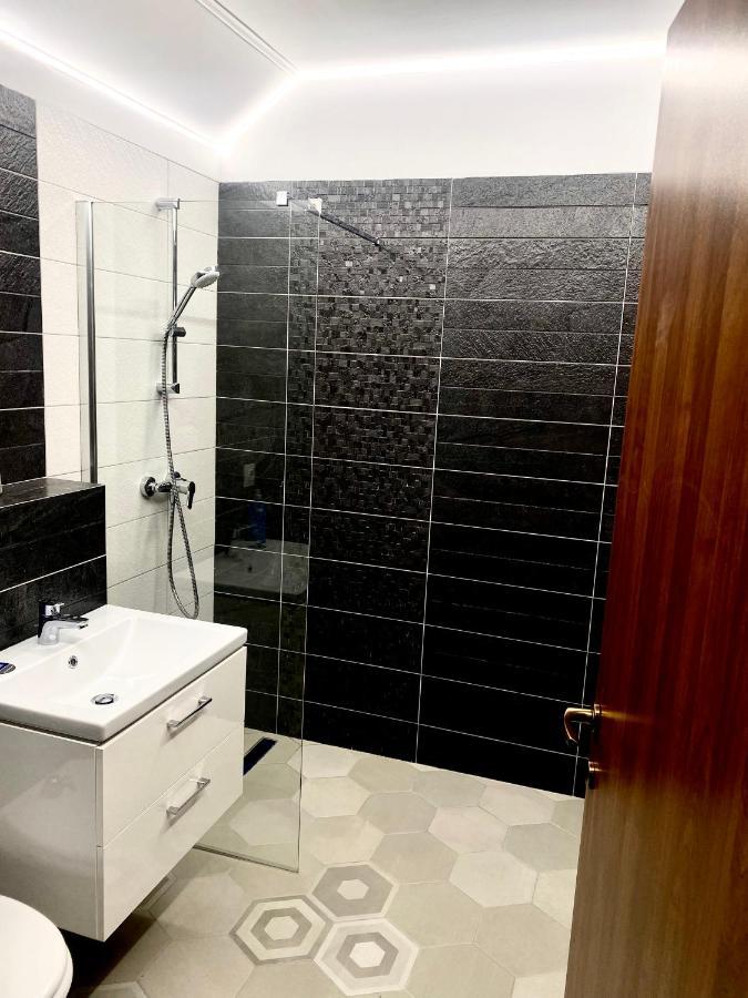 Bokorlak Apartment Odorheiu Secuiesc Luaran gambar